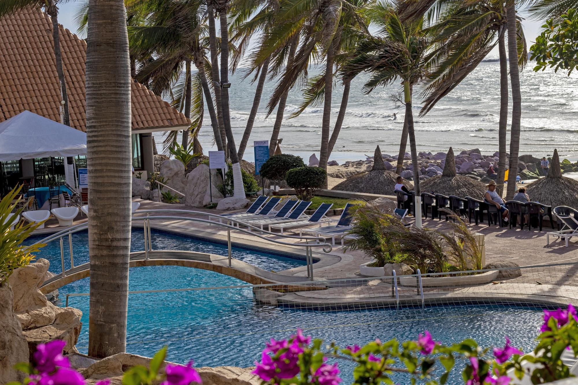 Luna Palace Mazatlán Buitenkant foto