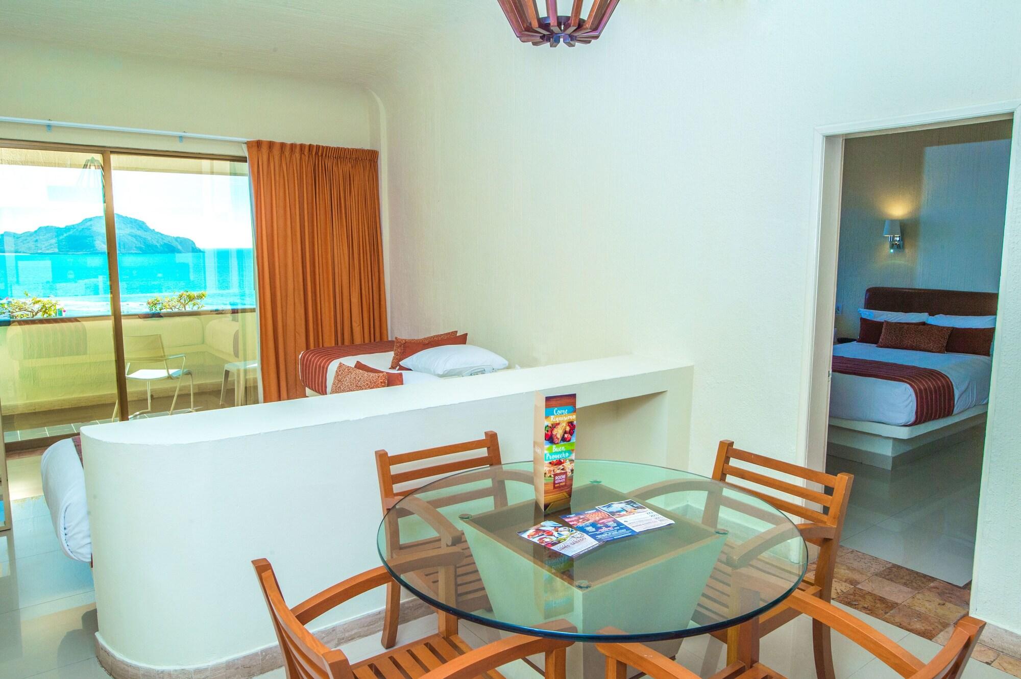 Luna Palace Mazatlán Buitenkant foto