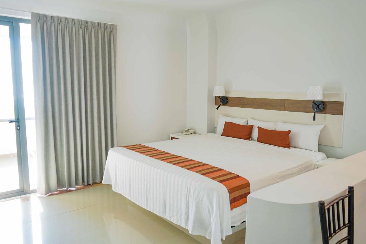 Luna Palace Mazatlán Buitenkant foto