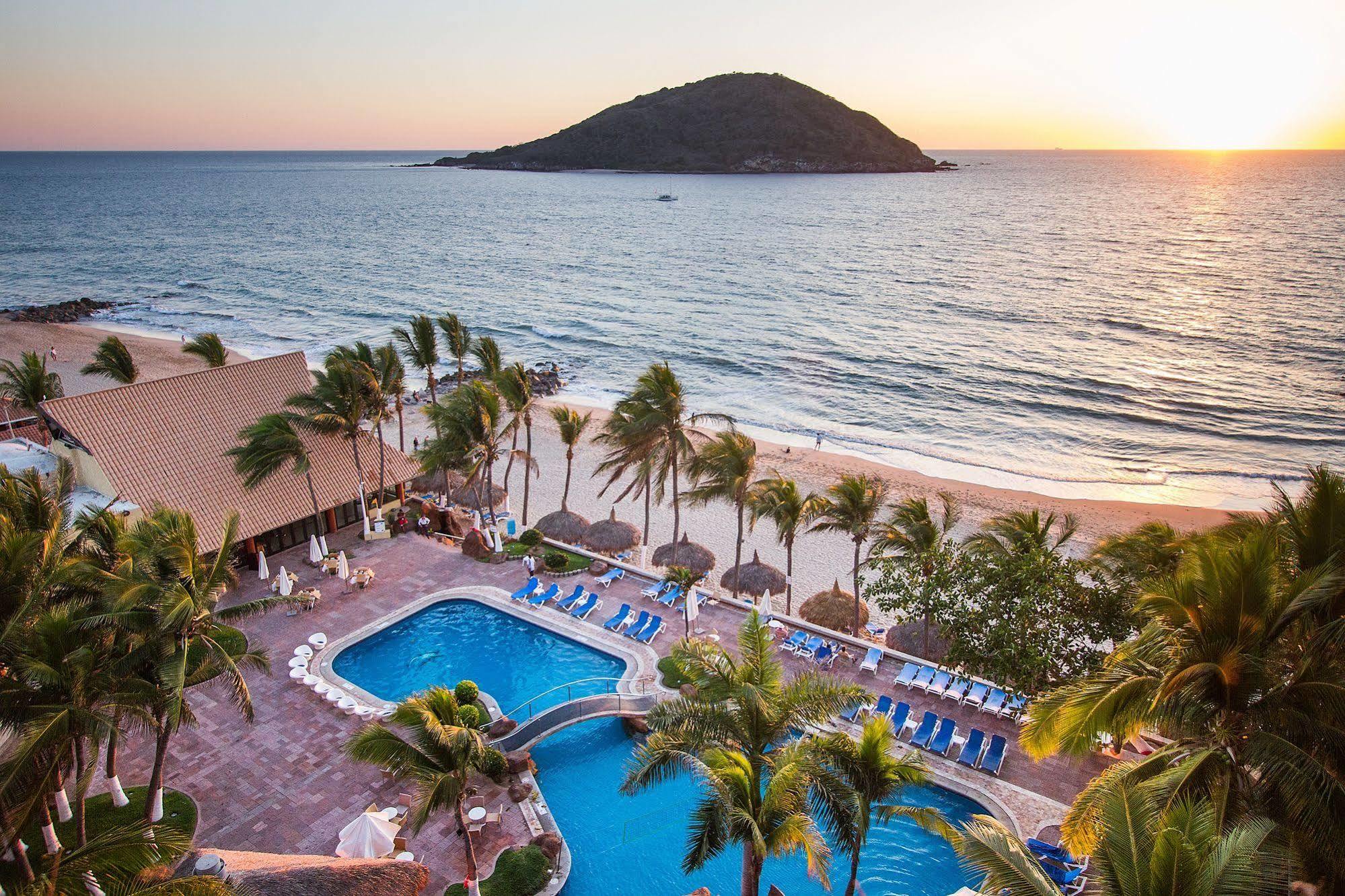 Luna Palace Mazatlán Buitenkant foto